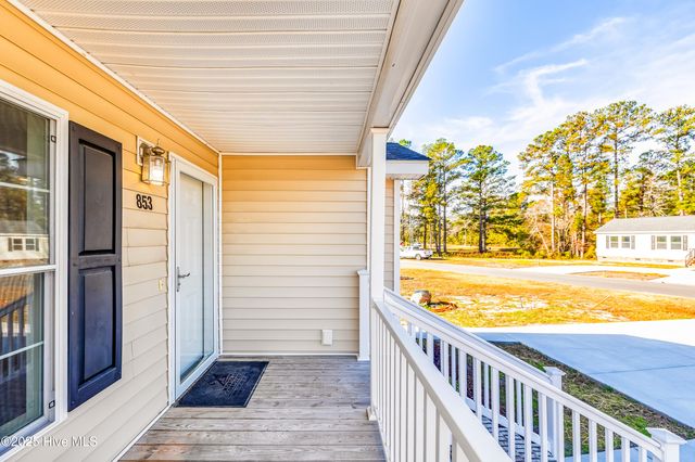 853 Yaupon Drive SW, Calabash, NC 28467