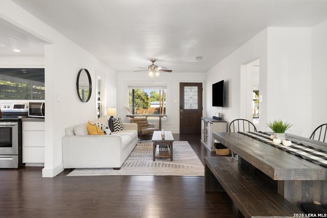 102 Ranchview, Johnson City, TX 78636