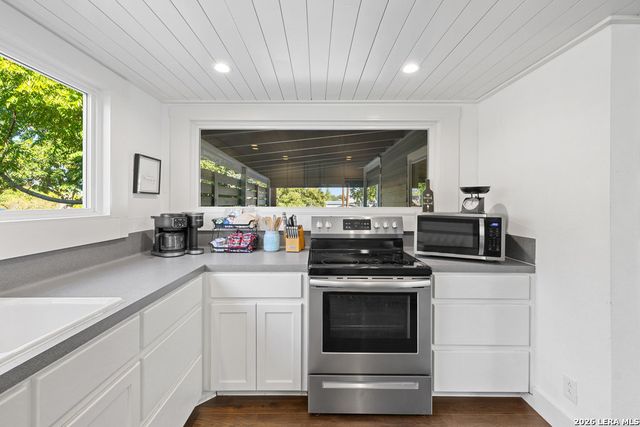 102 Ranchview, Johnson City, TX 78636