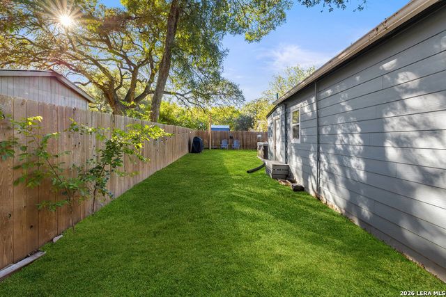 102 Ranchview, Johnson City, TX 78636