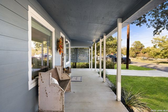 102 Ranchview, Johnson City, TX 78636