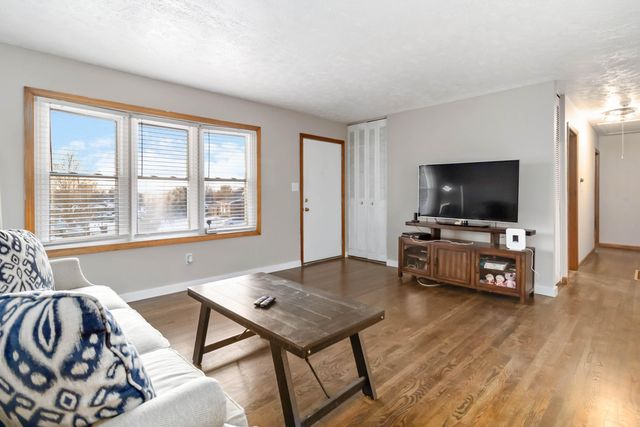 11 Shelley Dr, Winchester, KY 40391