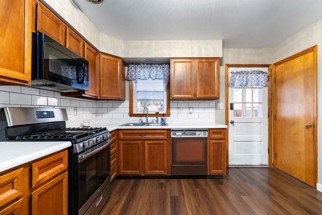 11 Shelley Dr, Winchester, KY 40391