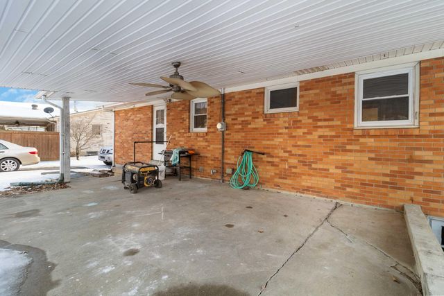 11 Shelley Dr, Winchester, KY 40391