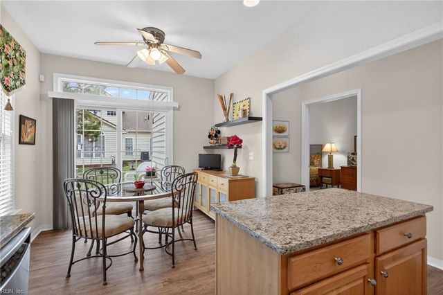 1449 Scoonie Pointe DR, Chesapeake, VA 23322