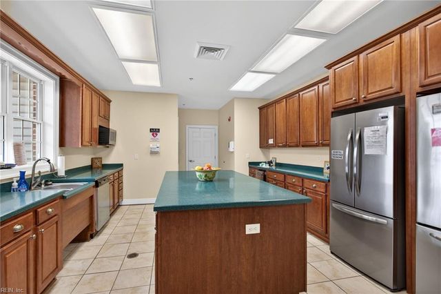 1449 Scoonie Pointe DR, Chesapeake, VA 23322