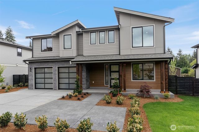 7825 NE 143rd Street, Kirkland, WA 98034