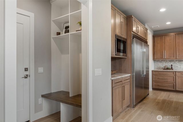 7825 NE 143rd Street, Kirkland, WA 98034