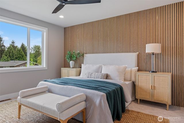 7825 NE 143rd Street, Kirkland, WA 98034
