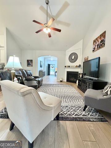 104 Court Crossing, Locust Grove, GA 30248