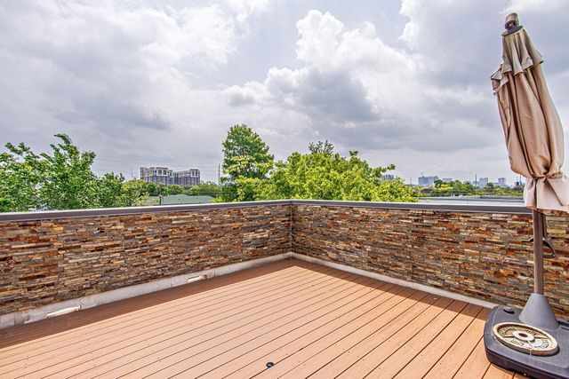 2025 Colquitt Street E, Houston, TX 77098