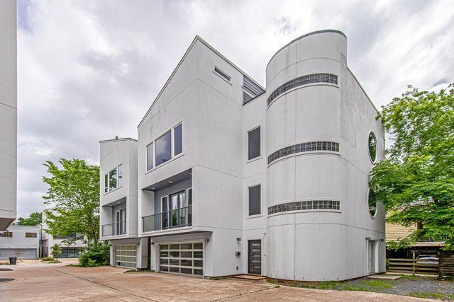 2025 Colquitt Street E, Houston, TX 77098