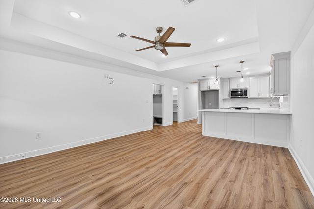 814 W 7th Street, Hattiesburg, MS 39401