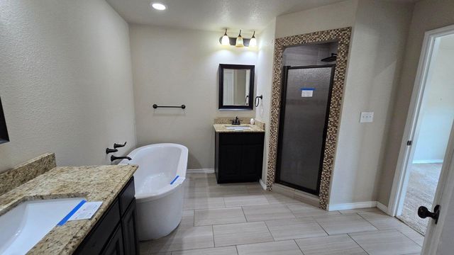 210 Stonehenge WAY, Marble Falls, TX 78654