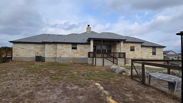 210 Stonehenge WAY, Marble Falls, TX 78654