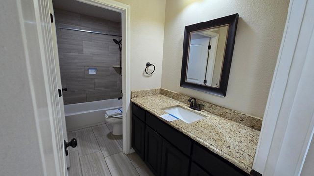 210 Stonehenge WAY, Marble Falls, TX 78654