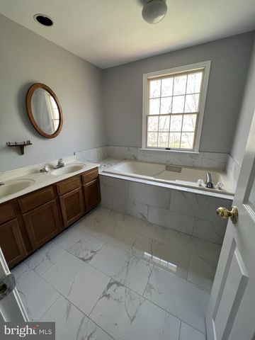 6910 RAVEN LN, Columbia, MD 21044