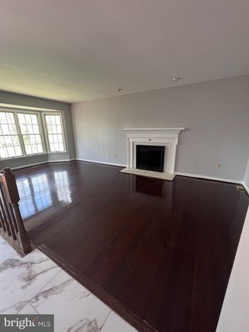 6910 RAVEN LN, Columbia, MD 21044