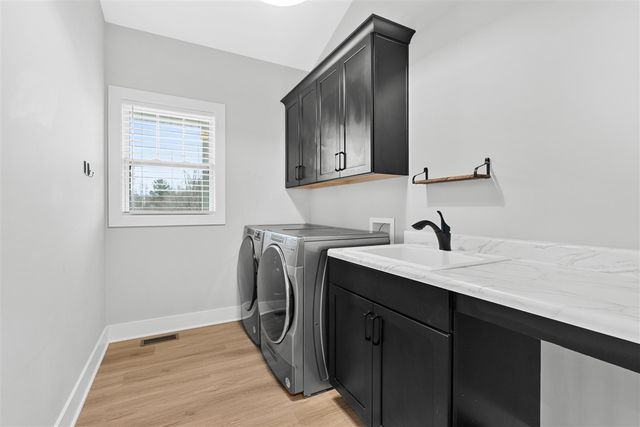 5414 Bradley Court, Kalamazoo, MI 49009