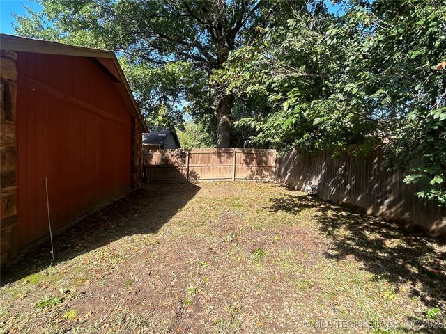 9225 S 91st East Avenue, Tulsa, OK 74133