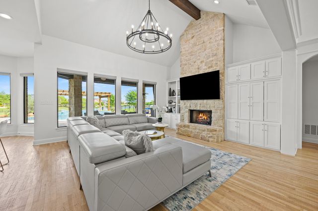 147 Stoneleigh Drive, Heath, TX 75032