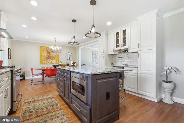 3868 BLAKE RD, Huntingdon Valley, PA 19006