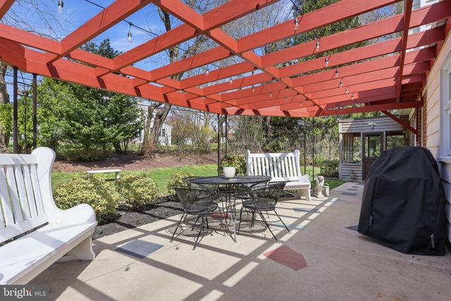 3868 BLAKE RD, Huntingdon Valley, PA 19006