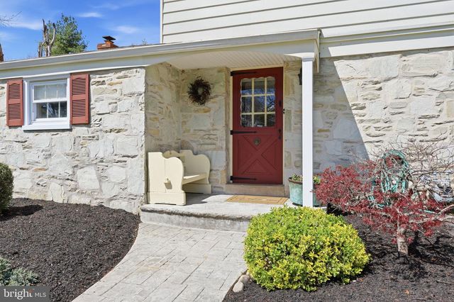 3868 BLAKE RD, Huntingdon Valley, PA 19006