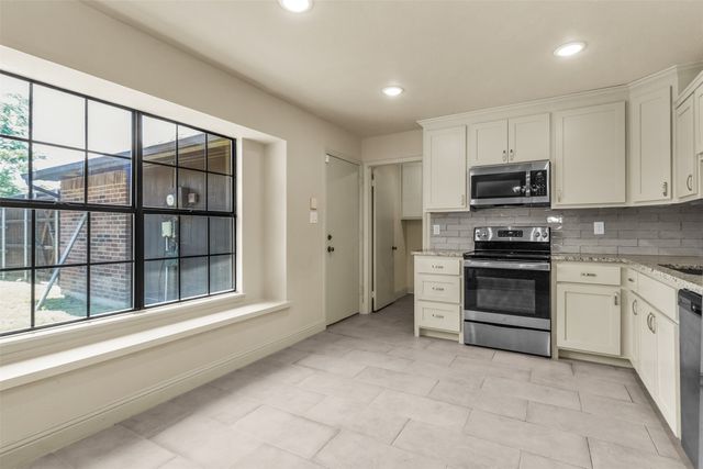 556 Freestone Drive, Allen, TX 75002