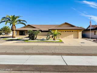 14326 W YUKON Drive, Sun City West, AZ 85375