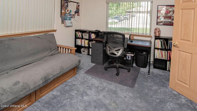 6616 Comanche St, Bonners Ferry, ID 83805