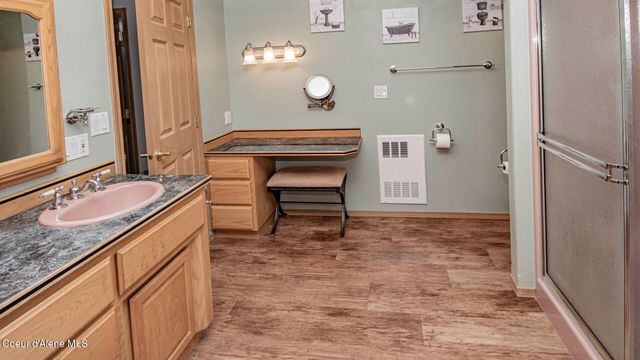6616 Comanche St, Bonners Ferry, ID 83805