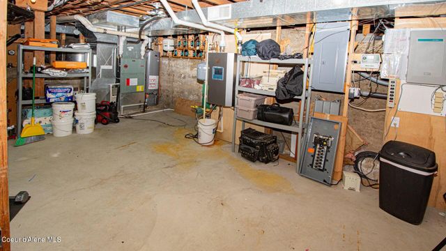 6616 Comanche St, Bonners Ferry, ID 83805