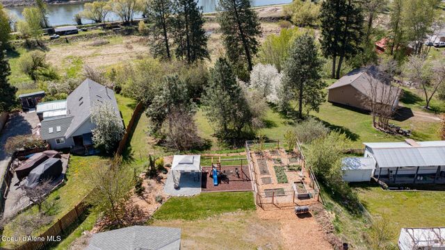 6616 Comanche St, Bonners Ferry, ID 83805