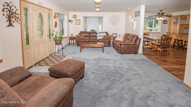 6616 Comanche St, Bonners Ferry, ID 83805