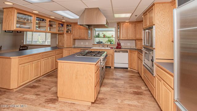 6616 Comanche St, Bonners Ferry, ID 83805
