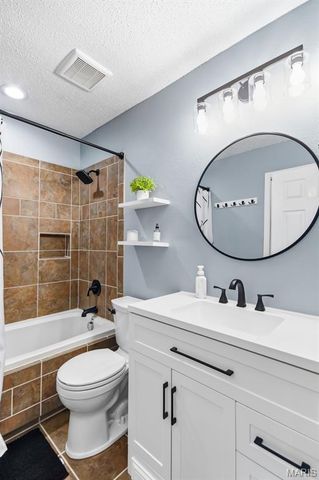 3735 Falcon View Drive, Arnold, MO 63010