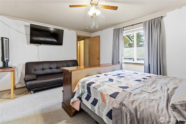 7350 E Raintree Lane, Port Orchard, WA 98366