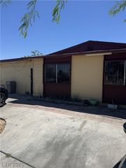 2660 San Domingo Lane, Las Vegas, NV 89115