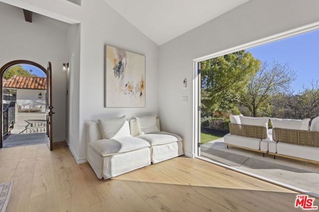 431 Montana Circle, Ojai, CA 93023