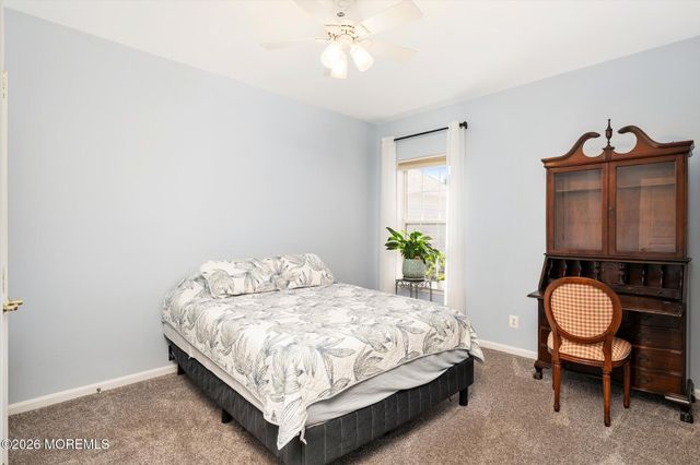 10 Sparrow Drive, Hamilton, NJ 08690