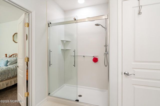10 Sparrow Drive, Hamilton, NJ 08690