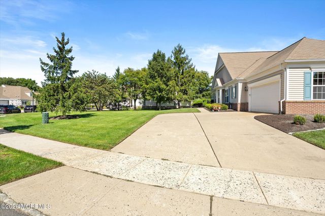 10 Sparrow Drive, Hamilton, NJ 08690