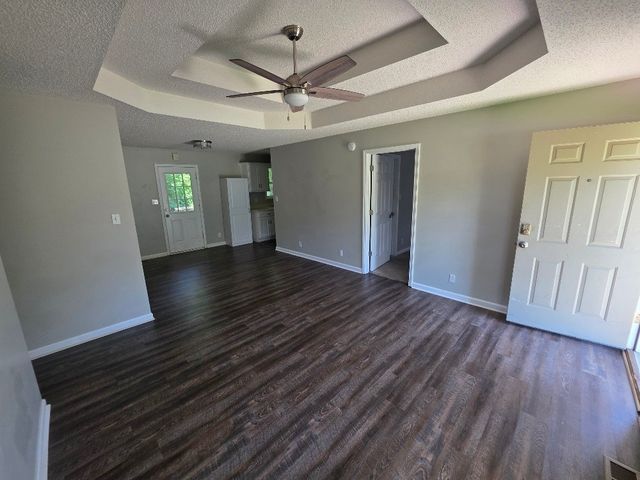 105 Monarch Ln, Clarksville, TN 37042