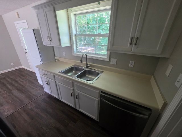 105 Monarch Ln, Clarksville, TN 37042