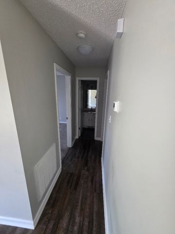 105 Monarch Ln, Clarksville, TN 37042