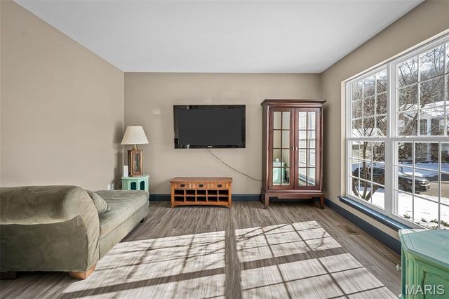 2233 Appaloosa Trail, High Ridge, MO 63049