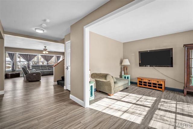 2233 Appaloosa Trail, High Ridge, MO 63049