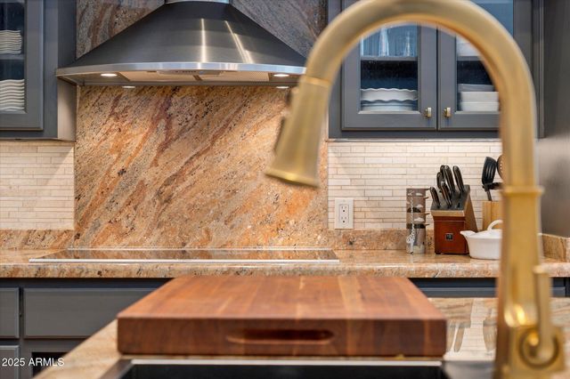 3108 E SAN JUAN Avenue, Phoenix, AZ 85016