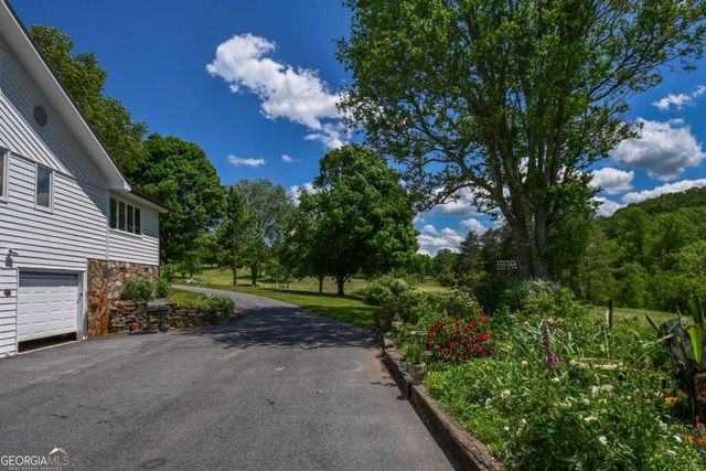 708 Hub Tatum Road, Sautee Nacoochee, GA 30571